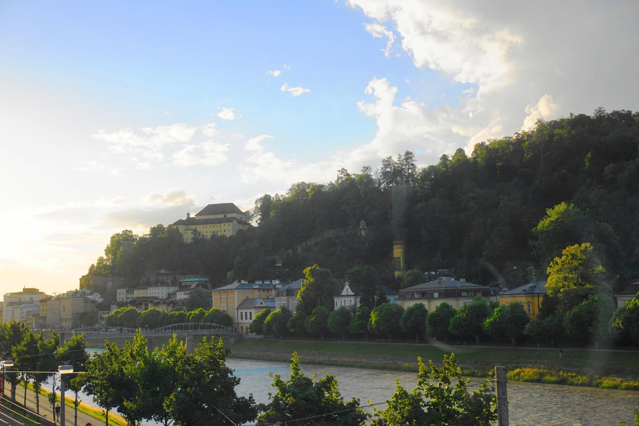 Sarah'S Altstadt Oase Salzburg Salzburgo Exterior foto